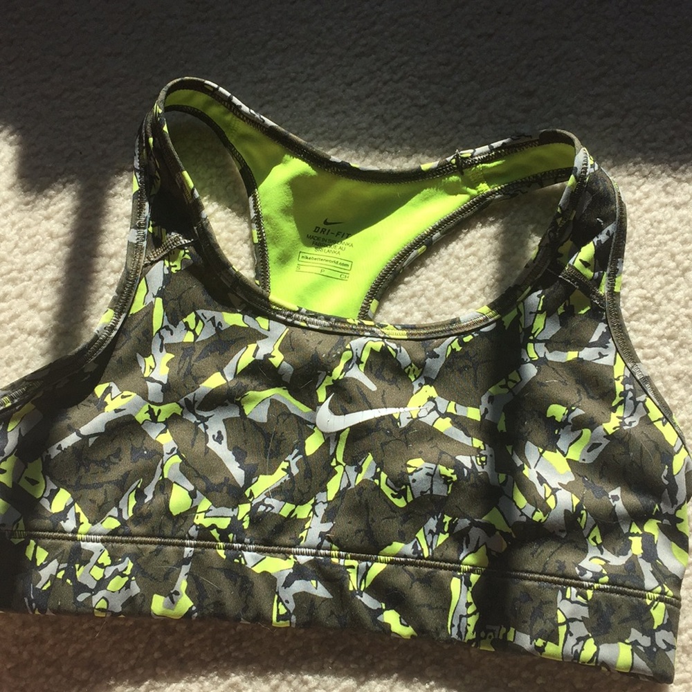 Sports bra